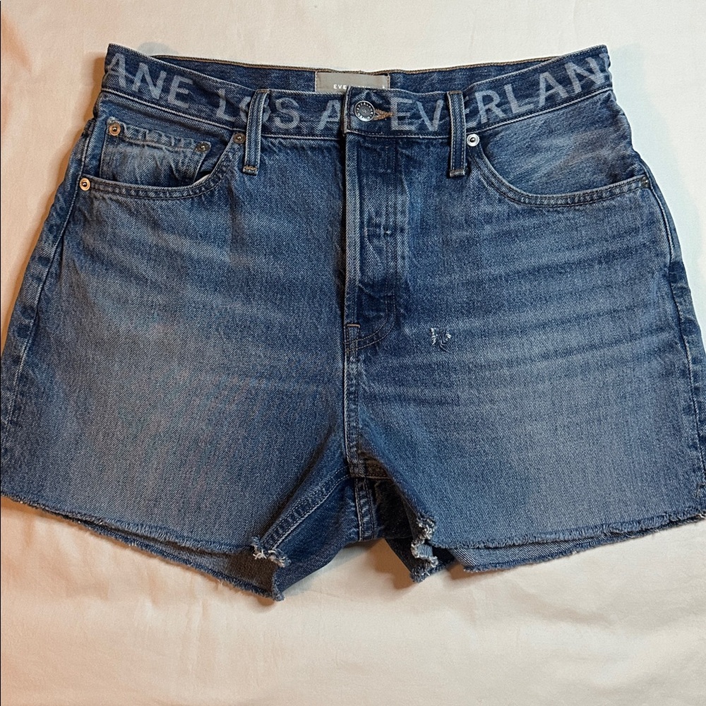 Everlane The 90’s Cheeky Straight Jean Shorts Size 30